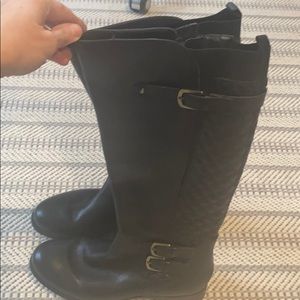 Naturalized boots